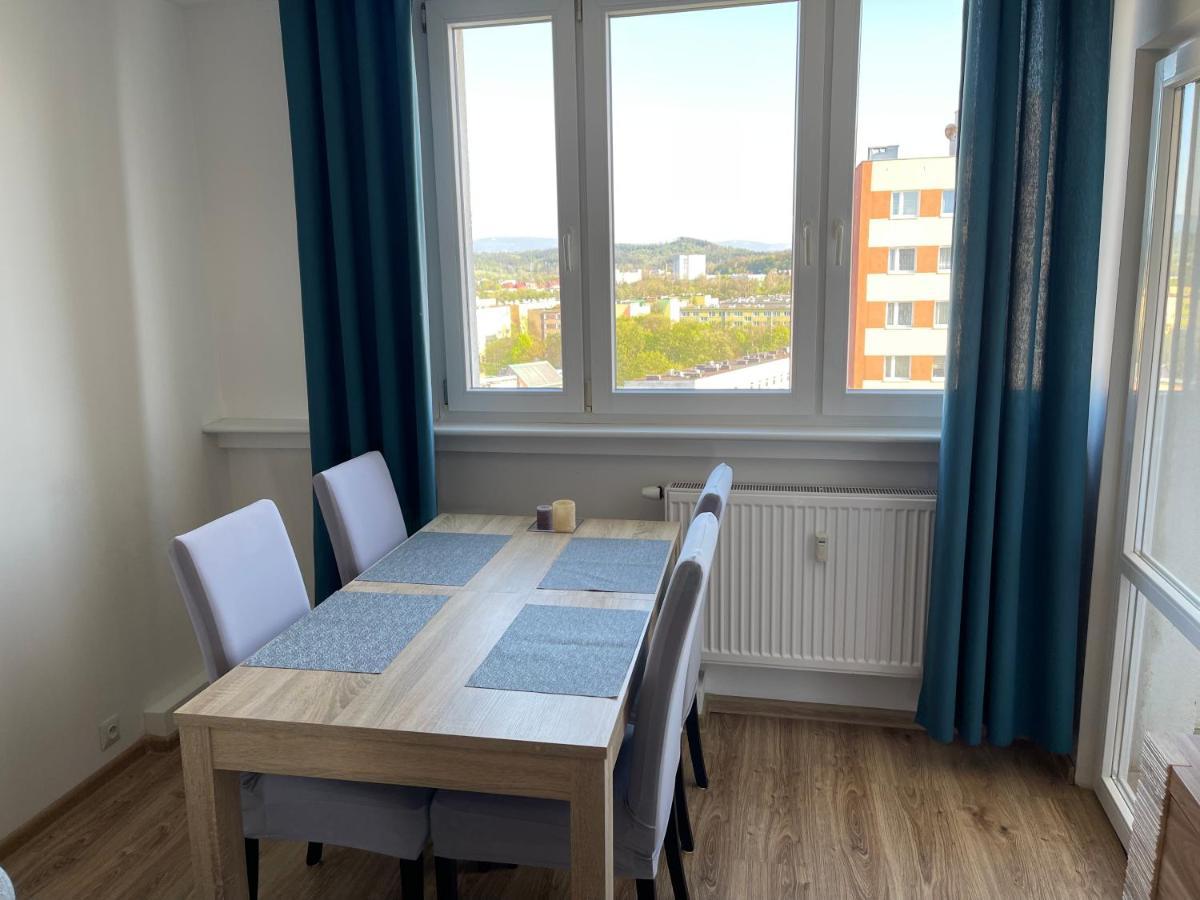 Apartament Z Widokiem 耶莱尼亚古拉 外观 照片