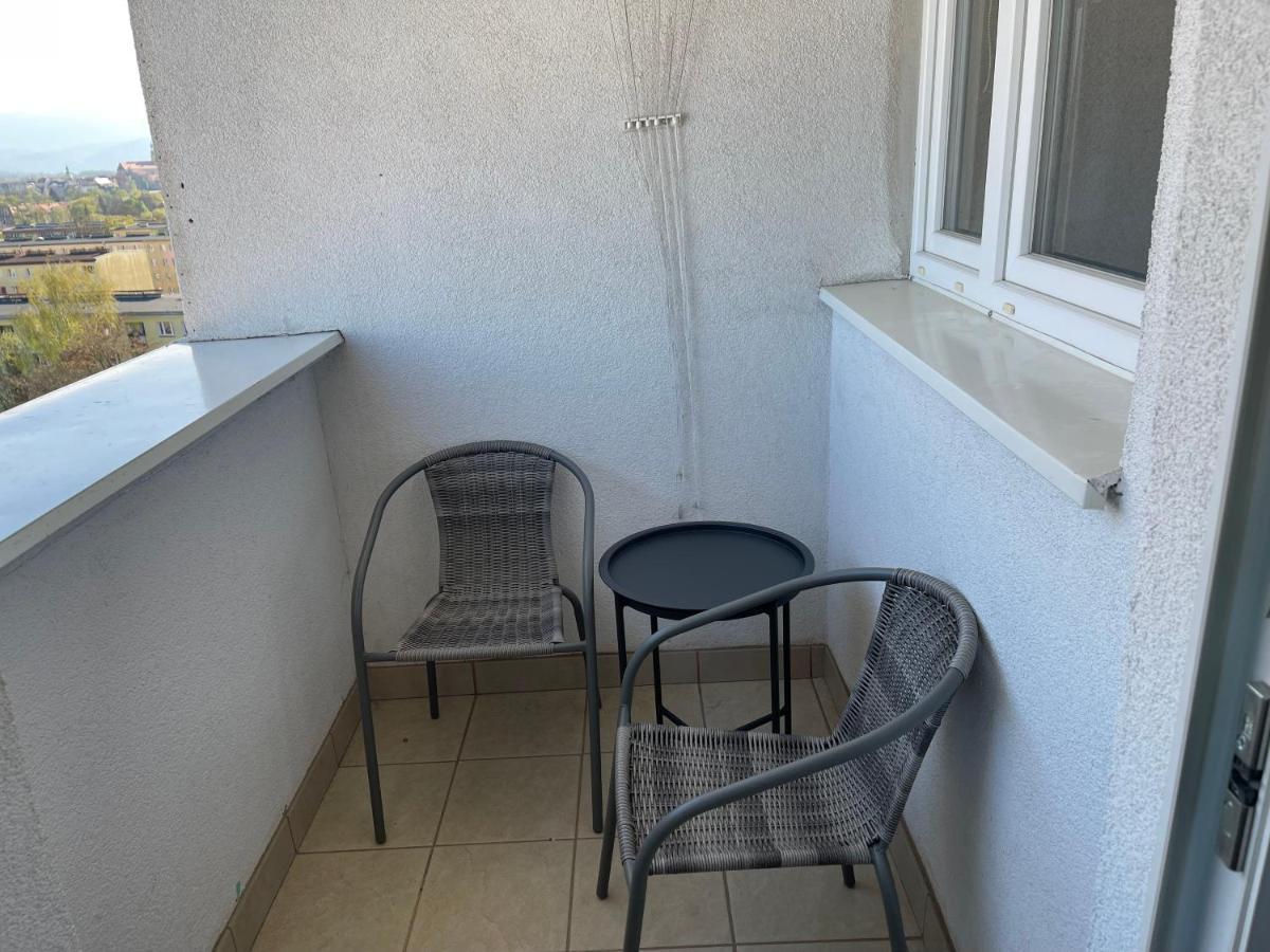 Apartament Z Widokiem 耶莱尼亚古拉 外观 照片